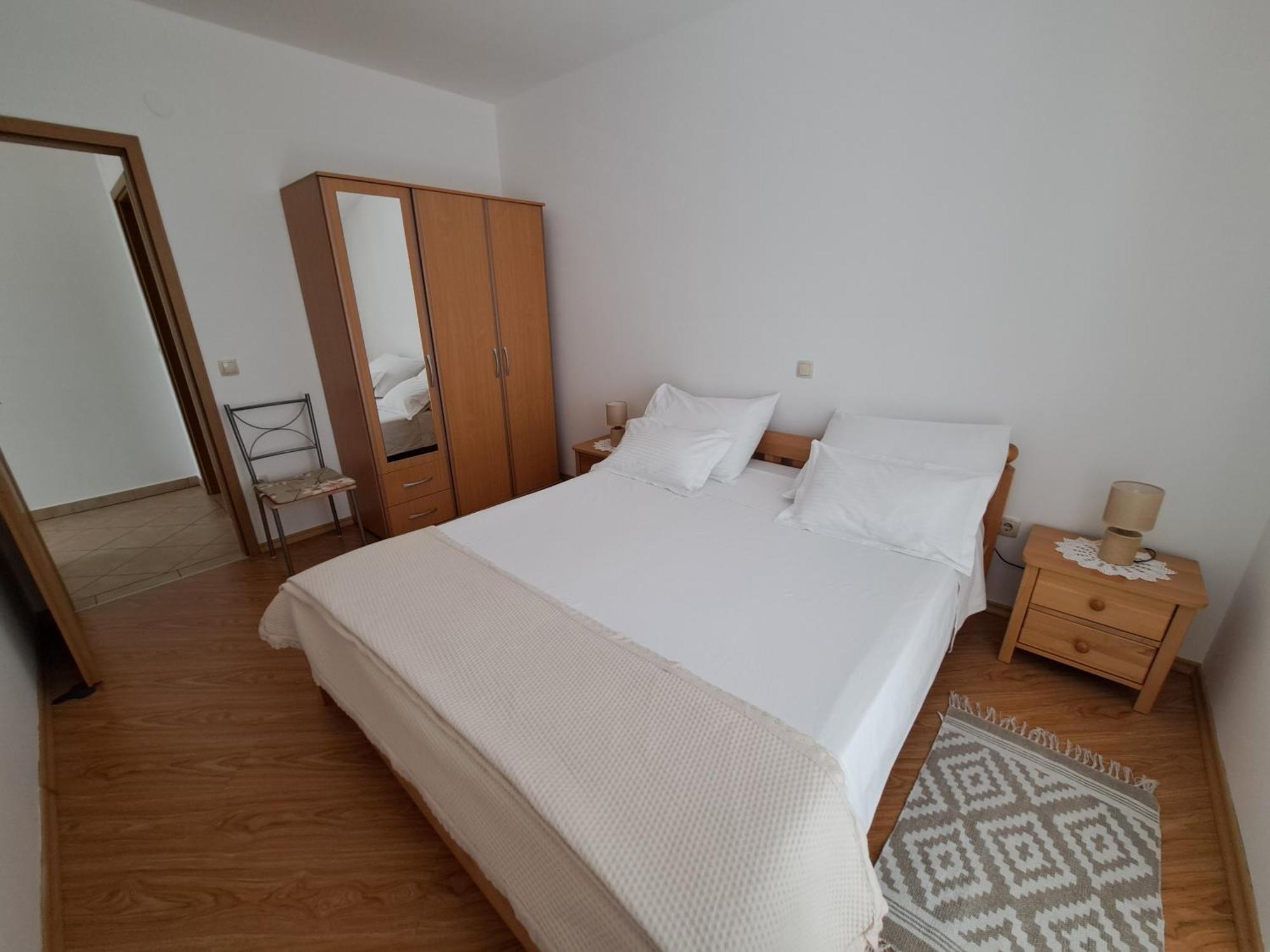 Apartment Petra Raslina Exterior foto